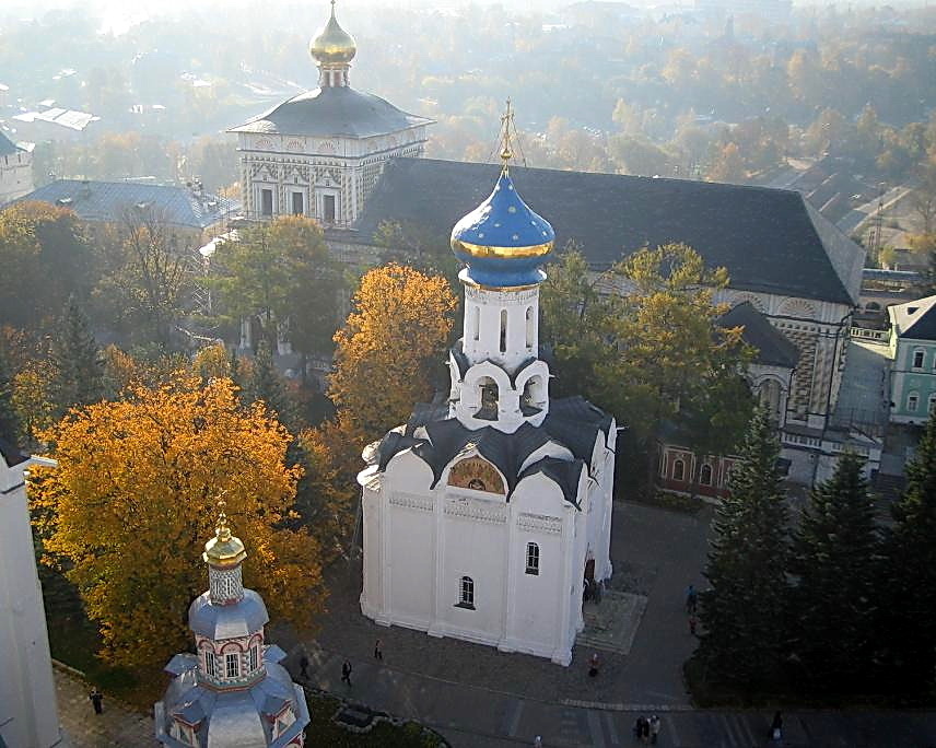 Осенью хорошо путешествовать по Сергиеву Посаду